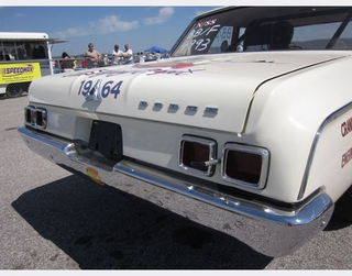 Illustration for article titled Vintage Drag Racing at Mid-America Motorplex